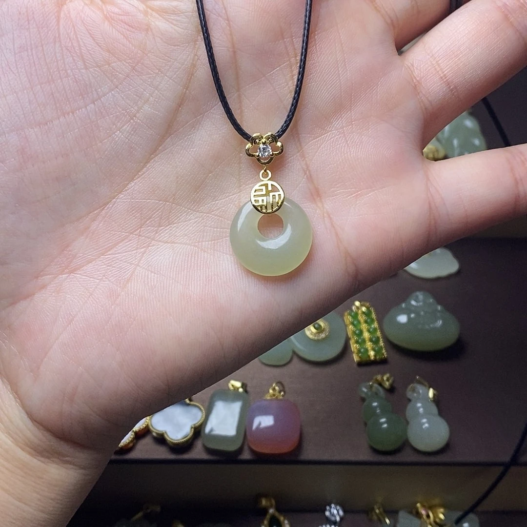 和田玉颈饰银S925镶嵌