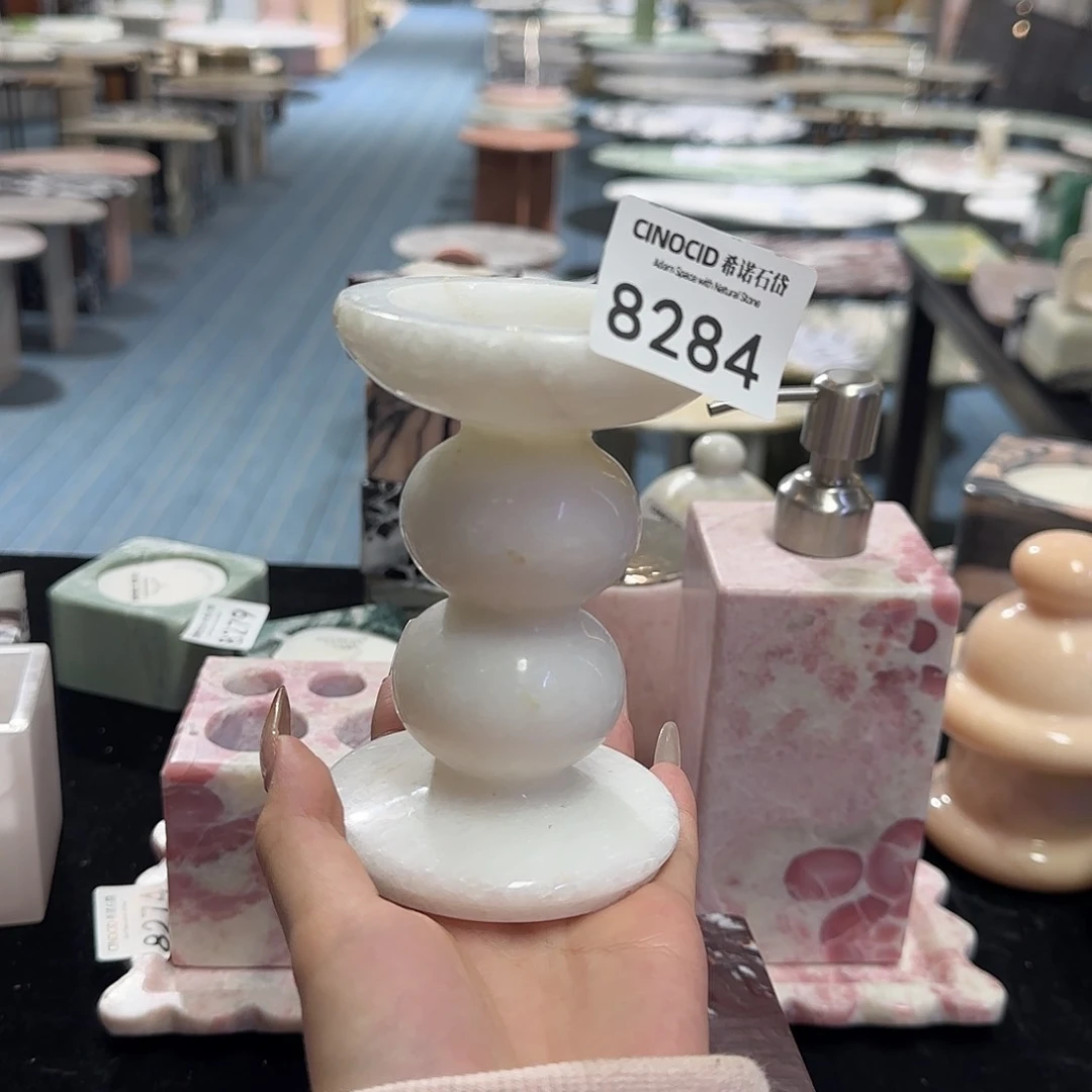8284白水晶烛台福利