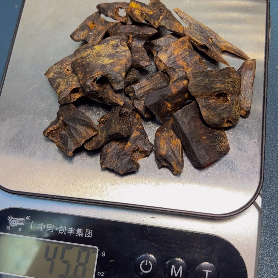美***来沉香沉香碎屑红金猊高油料46g