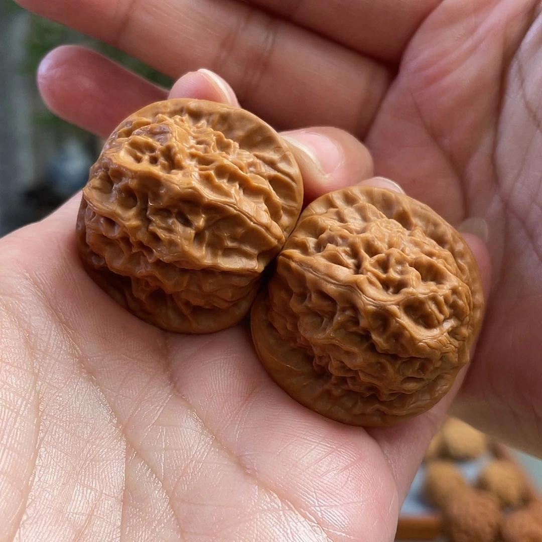 桃核把件38×36尺精修打底瓷娃娃CN01423