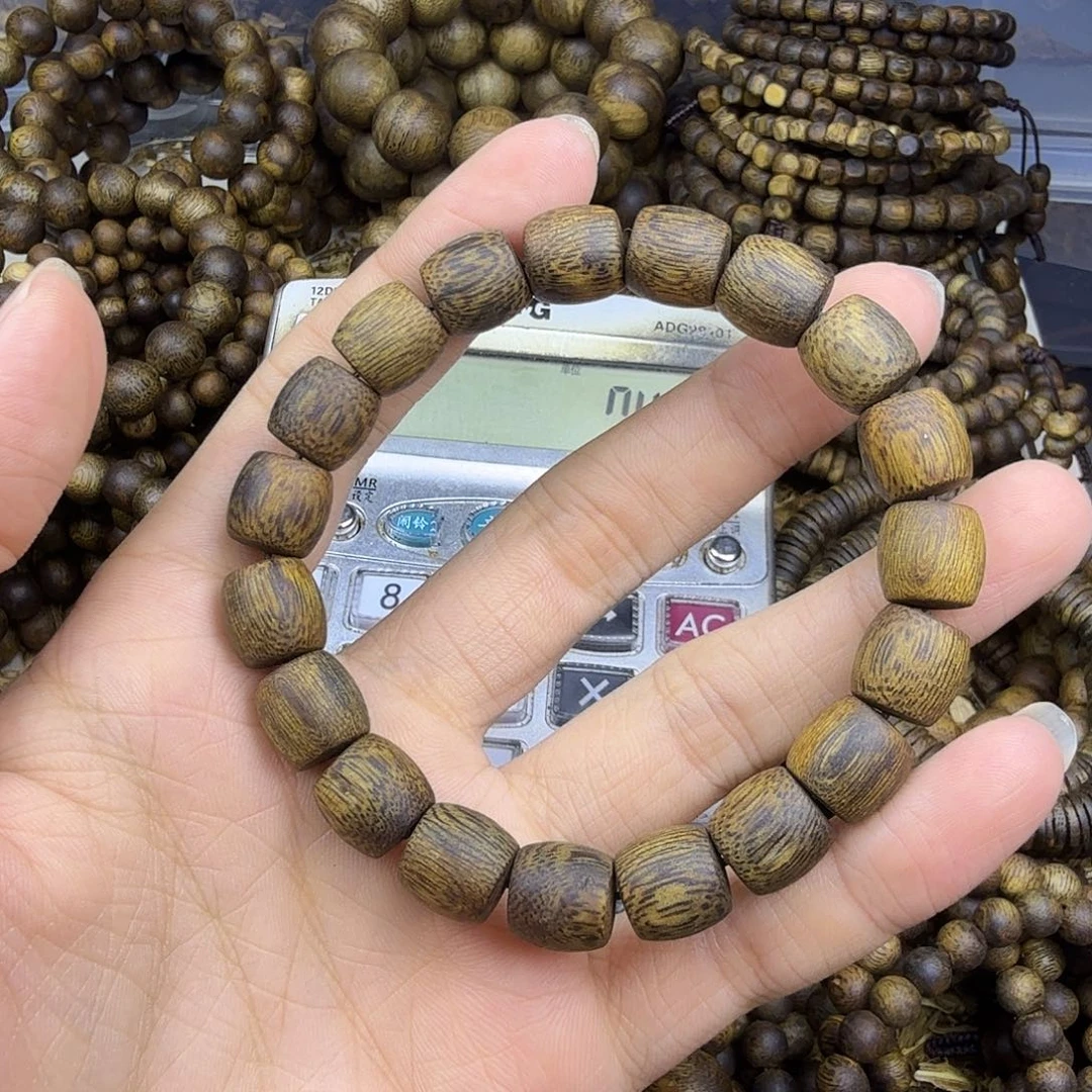 沉香沉香碎屑小*光卡1.1mm，14.9克