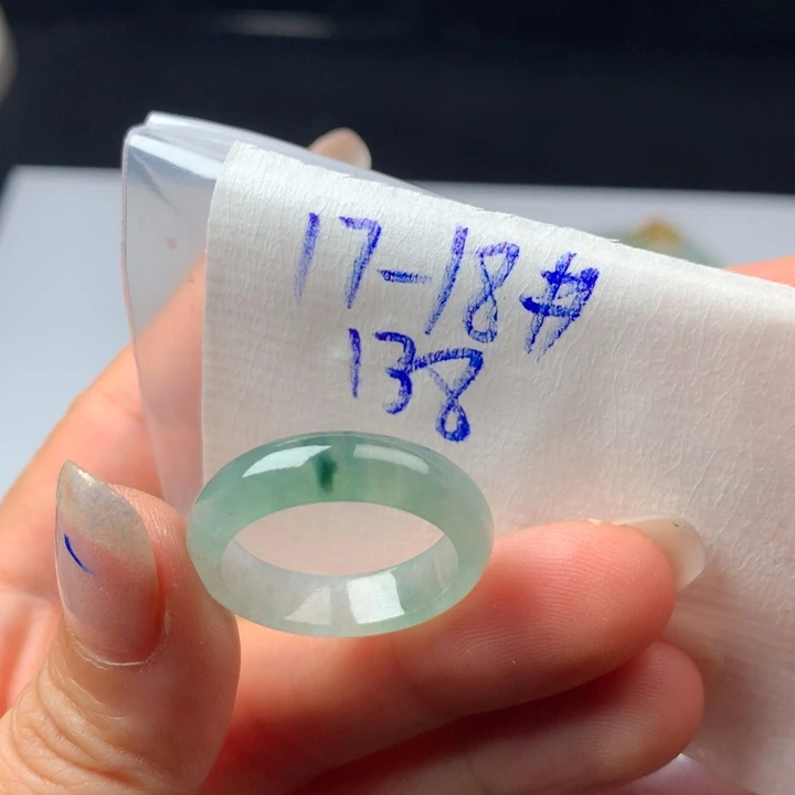 定制翡翠未镶嵌戒圈