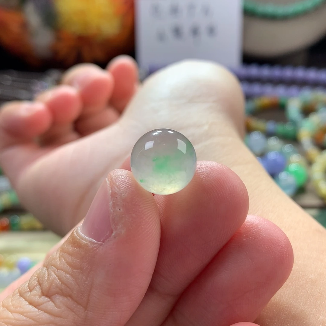 翡翠手链未镶嵌?****a冰咖飘阳绿卡12.1