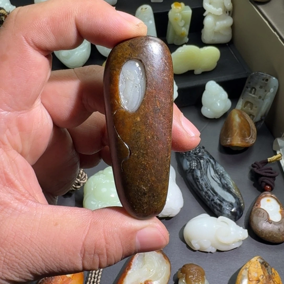 和田玉颈饰未镶嵌天***络