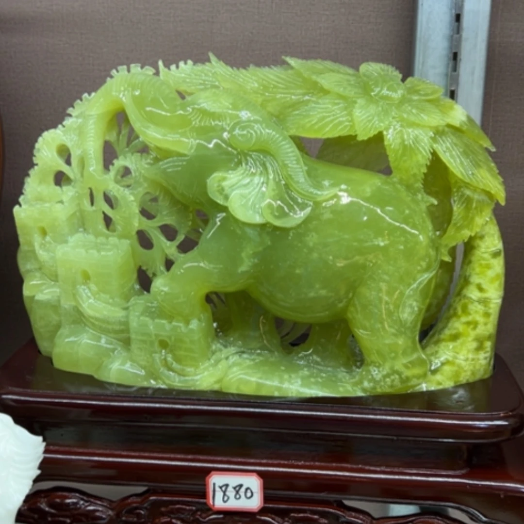 【闪购商品】玉家居摆件走向成功