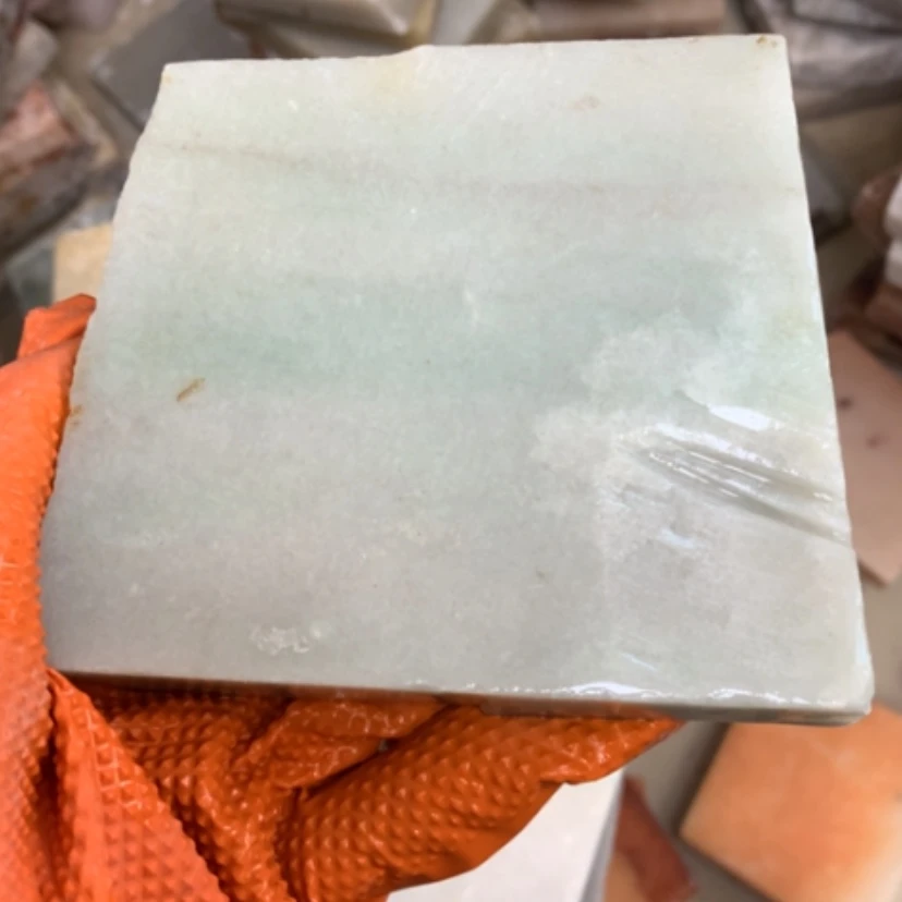 【闪购商品】石英质玉手镯未镶嵌冰绿
