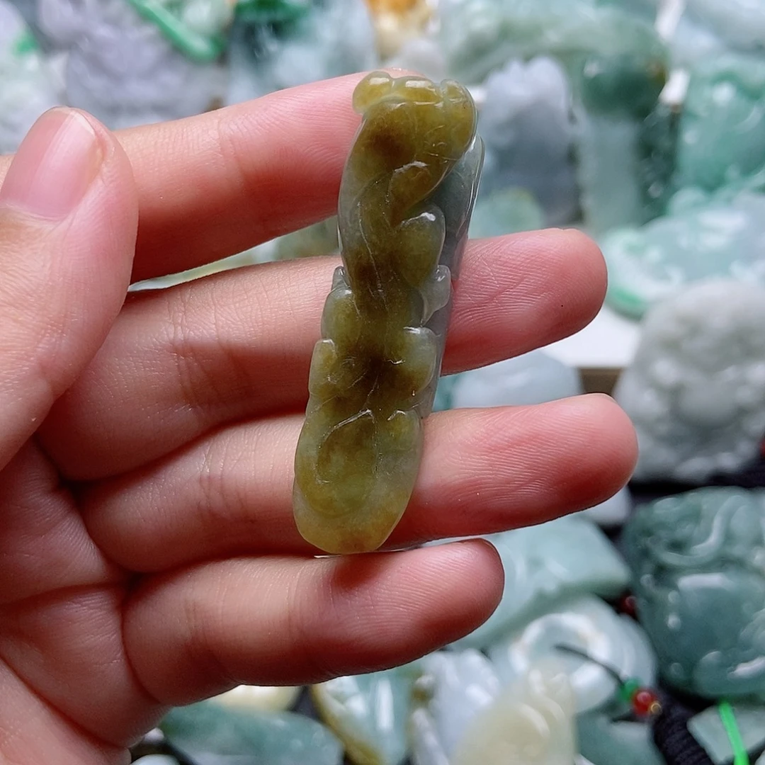 翡翠未镶嵌吊坠(不含链)1