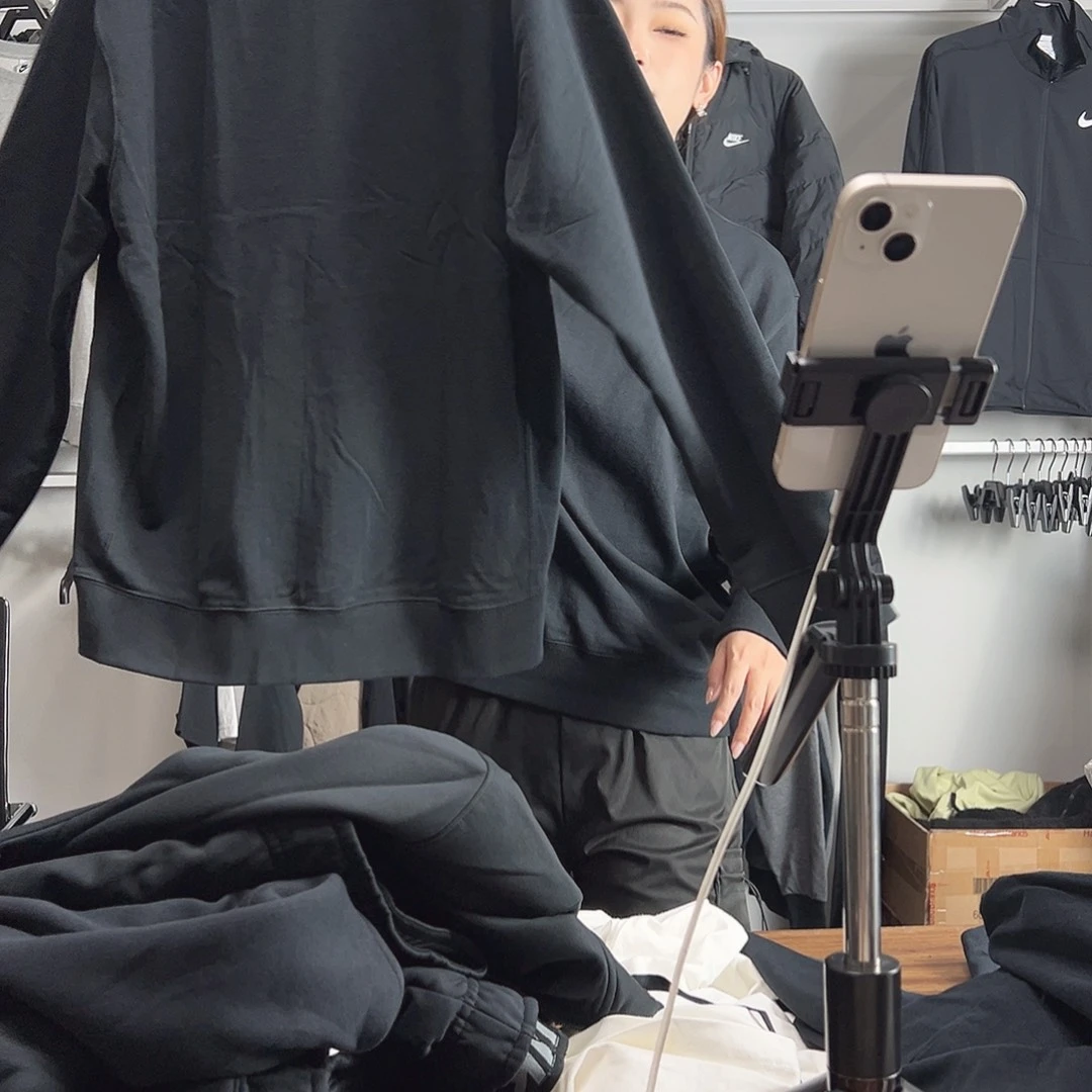 2667卫衣L码140-160斤不退换