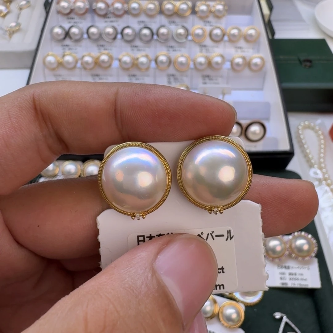 拼合珍珠（马贝珠）耳饰18K金镶嵌我****子