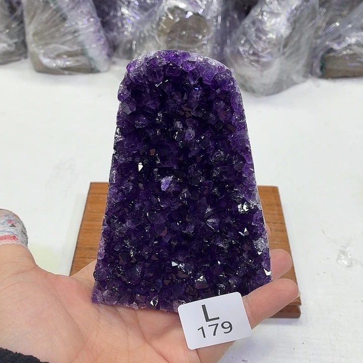 未镶嵌摆件水晶天然紫水晶