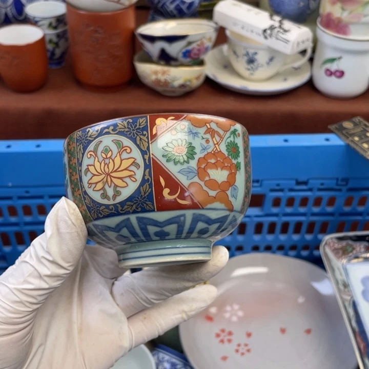 他家瓷器真美…开播了