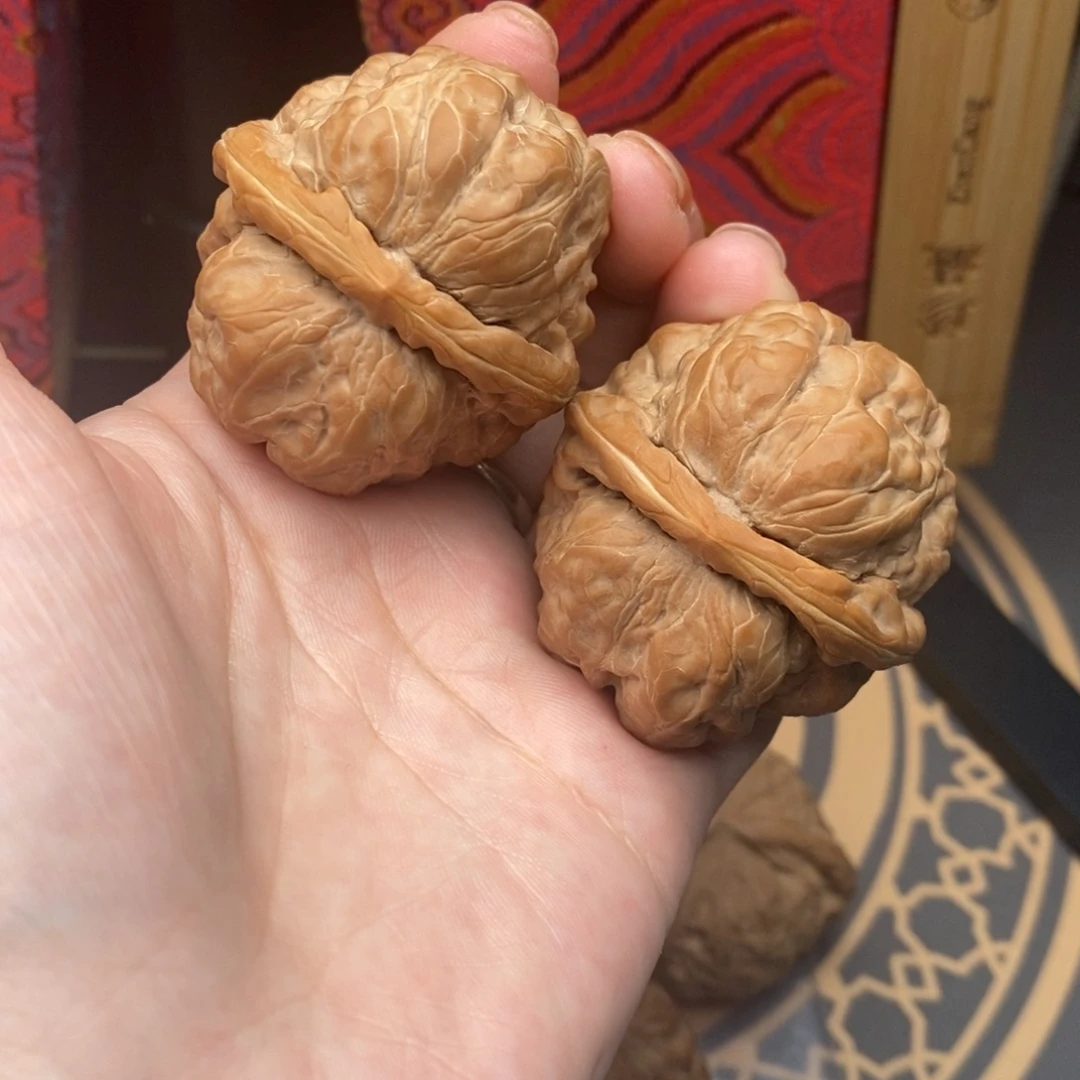 文玩核桃吊坠蛤蟆头