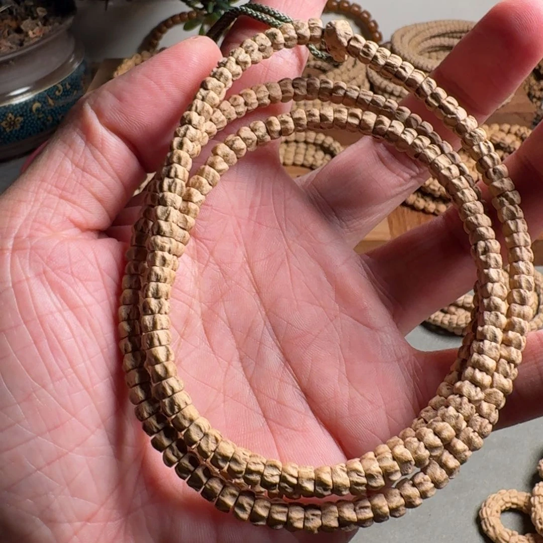 一***神柏香籽/百香籽吊坠5.5毫米