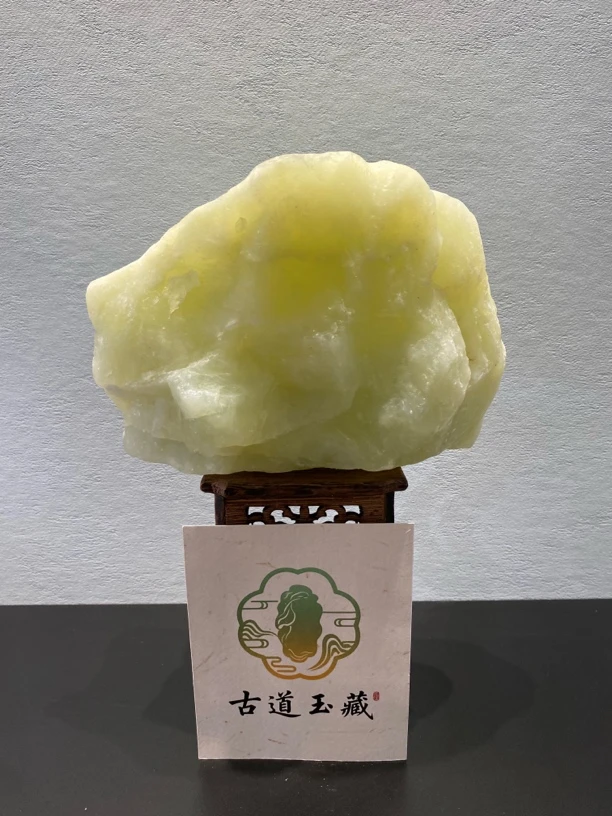 天然冰绿原石 拍一单发一斤 拍3单发3斤