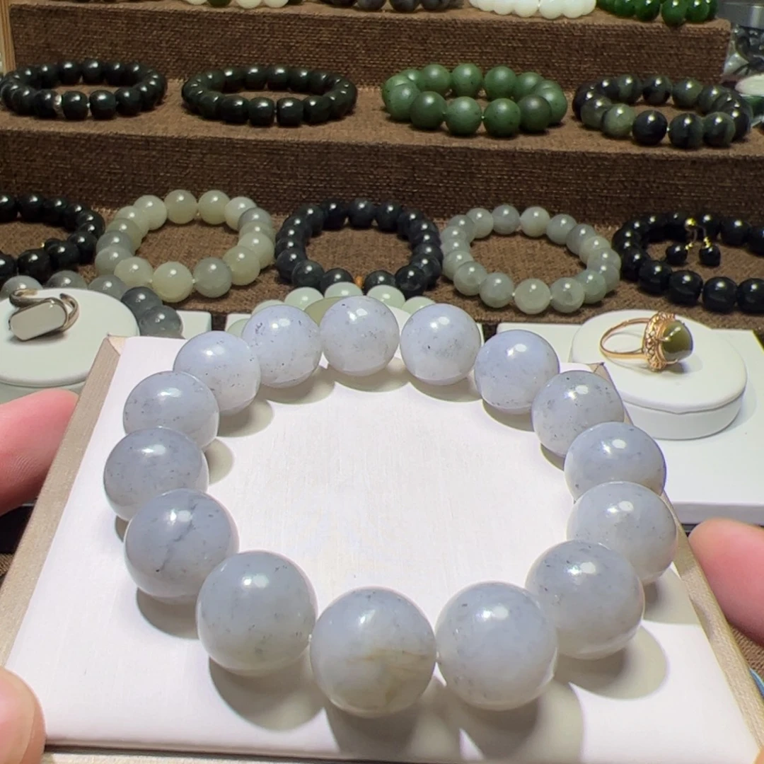 和田玉未镶嵌手串