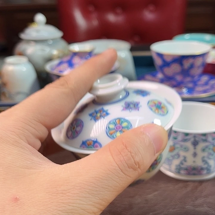 瓷片千年瓷都景德镇 艺术关注谢佳豪
