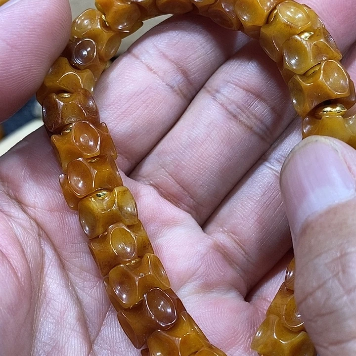 吊坠滴血莲花菩提
