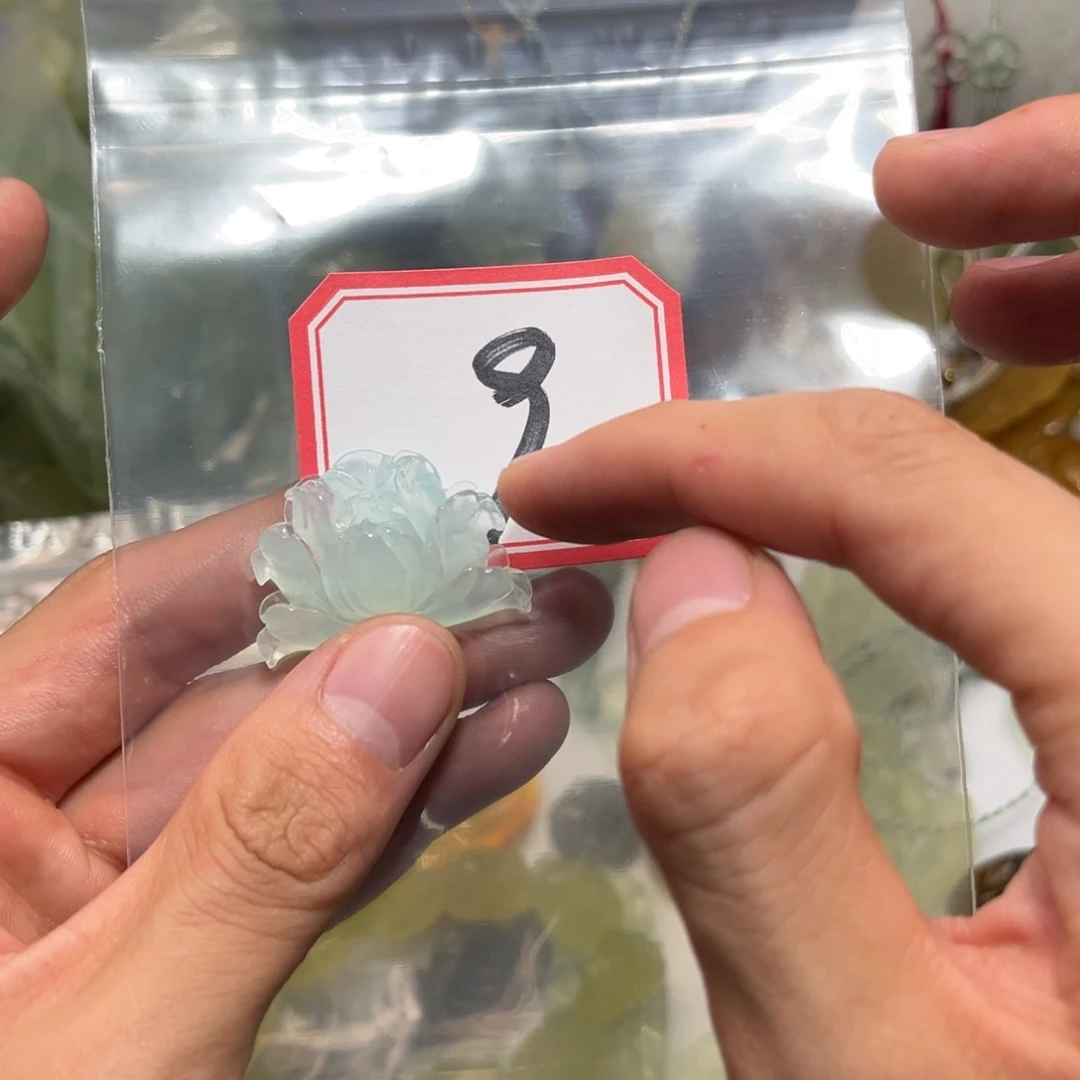 泷***神合金蛇纹石玉颈饰