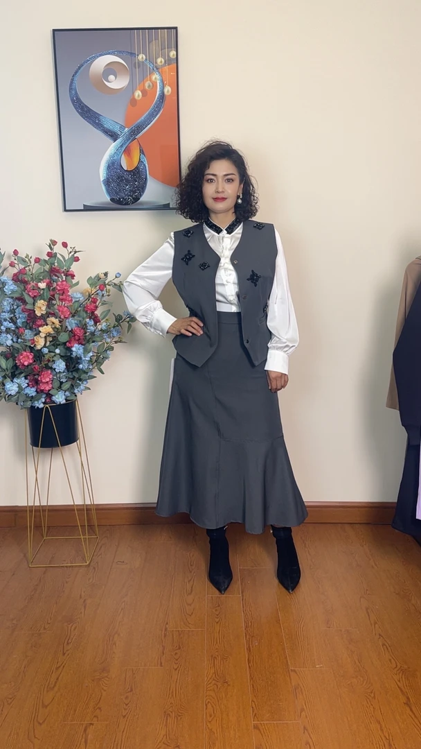 2025年新款三件套气质优雅时尚