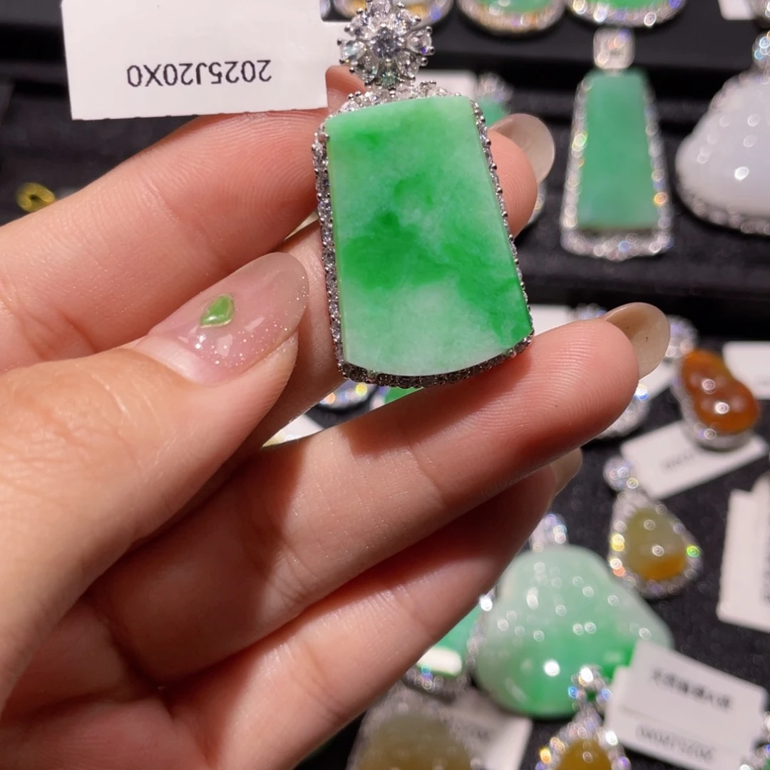 翡翠银S925镶嵌颈饰