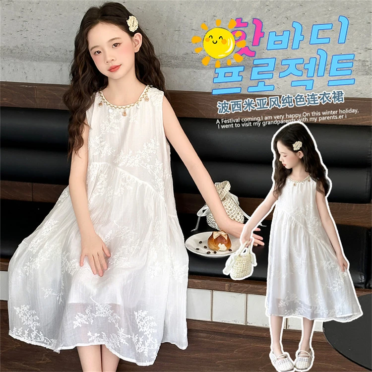 女童连衣裙夏季2025新款洋气中大童波西米亚裙子度假风无袖公主裙