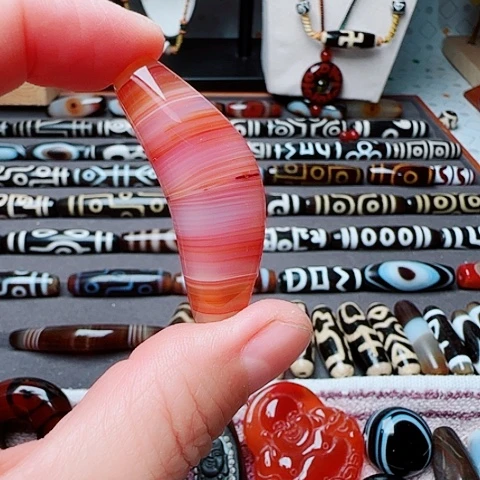未镶嵌玛瑙/玉髓珠宝半成品