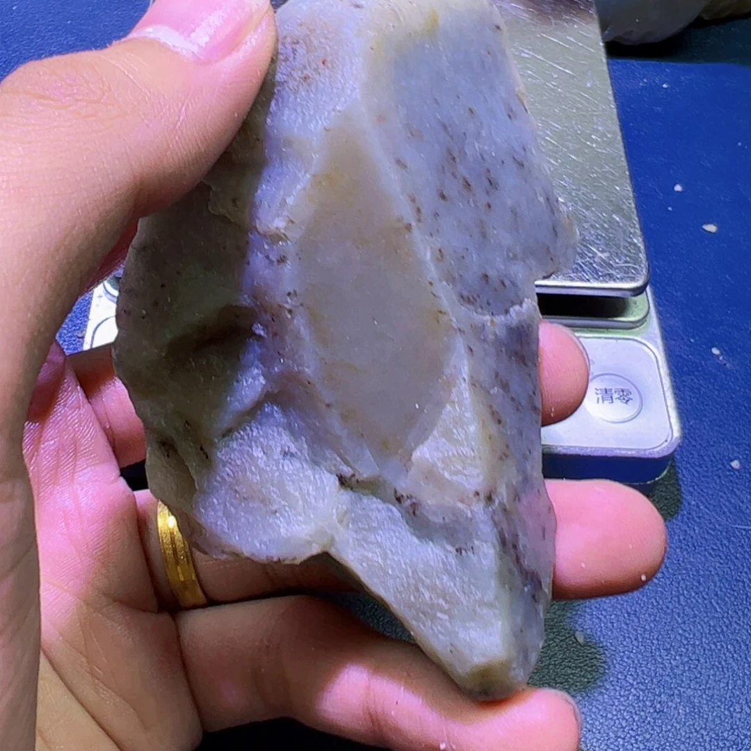 未镶嵌和田玉（糖玉）珠宝半成品