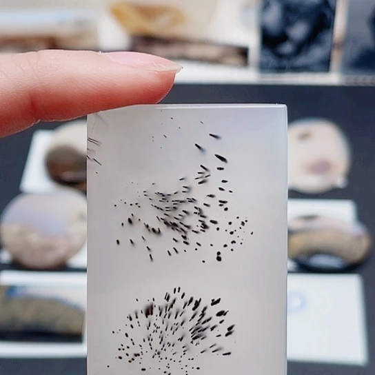 玛瑙/玉髓珠宝奇石未镶嵌