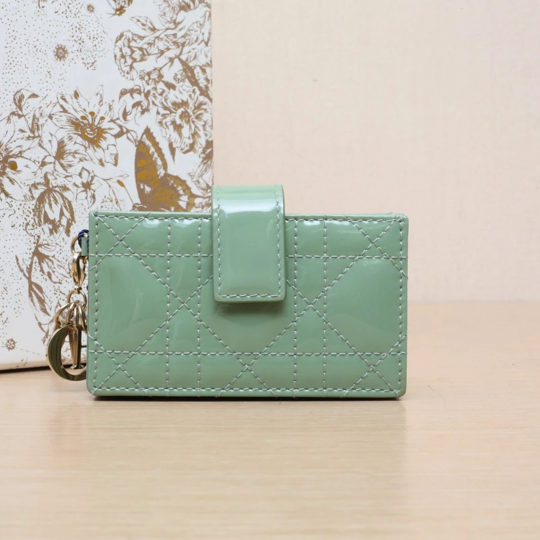 95新 DIOR/迪奥 【活动黑黑】 绿色 漆皮 金扣 2020 卡包