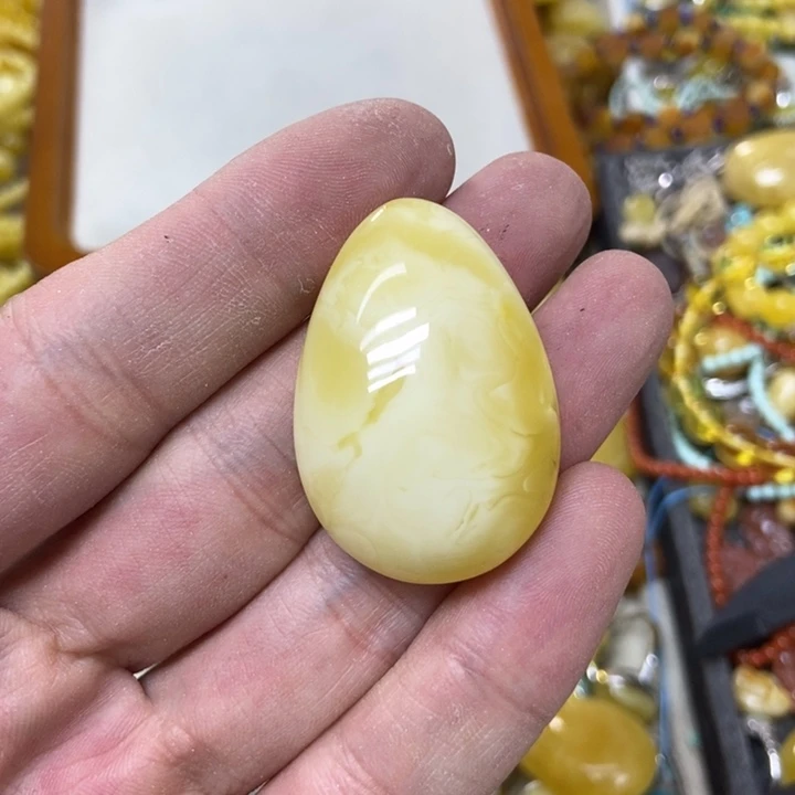 裸石蜜蜡未镶嵌吊坠
