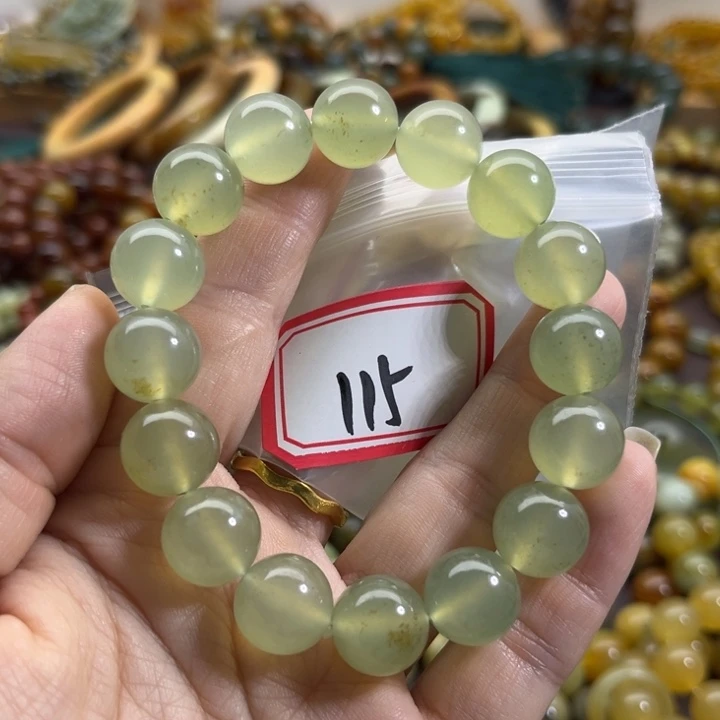 未镶嵌蛇纹石玉手链