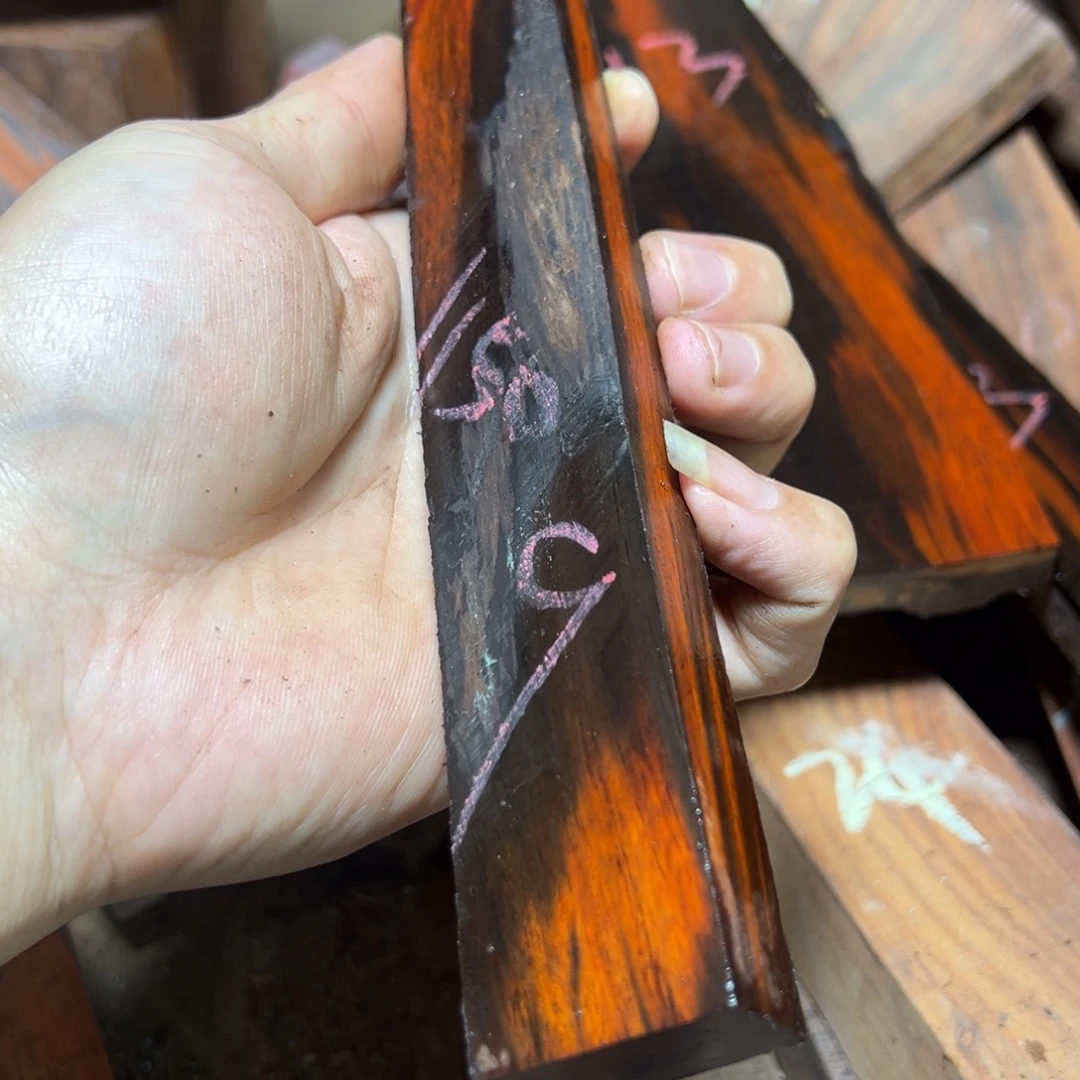 1***0交趾黄檀（大红酸枝）