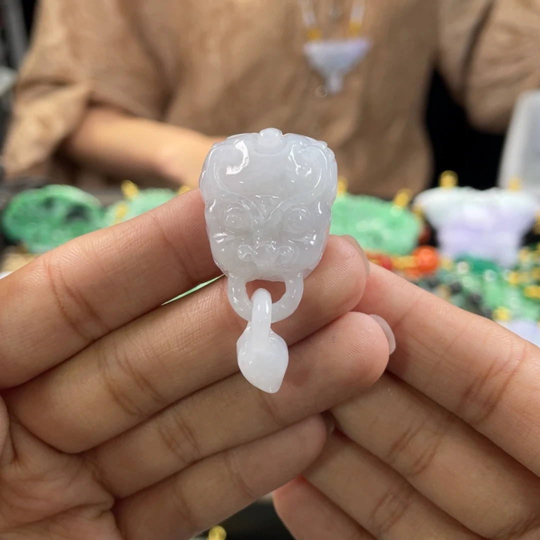 翡翠颈饰未镶嵌代编织