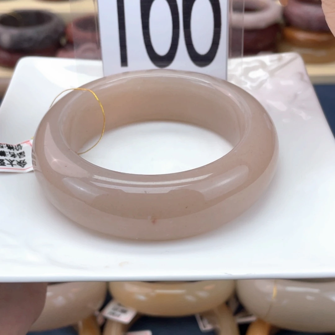 【闪购商品】石英质玉手镯未镶嵌