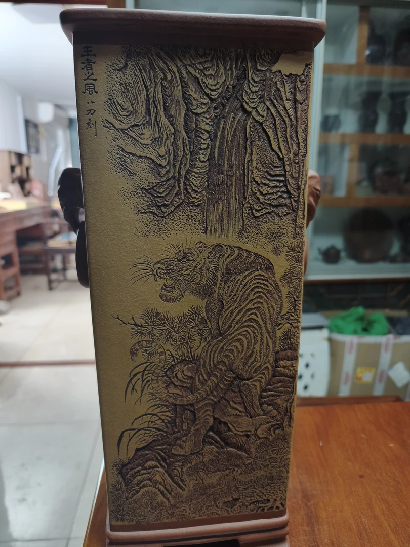 紫砂四方花瓶汉八刀紫砂作品