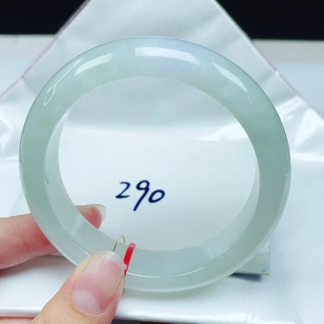 翡翠未镶嵌手镯正圈宽边56