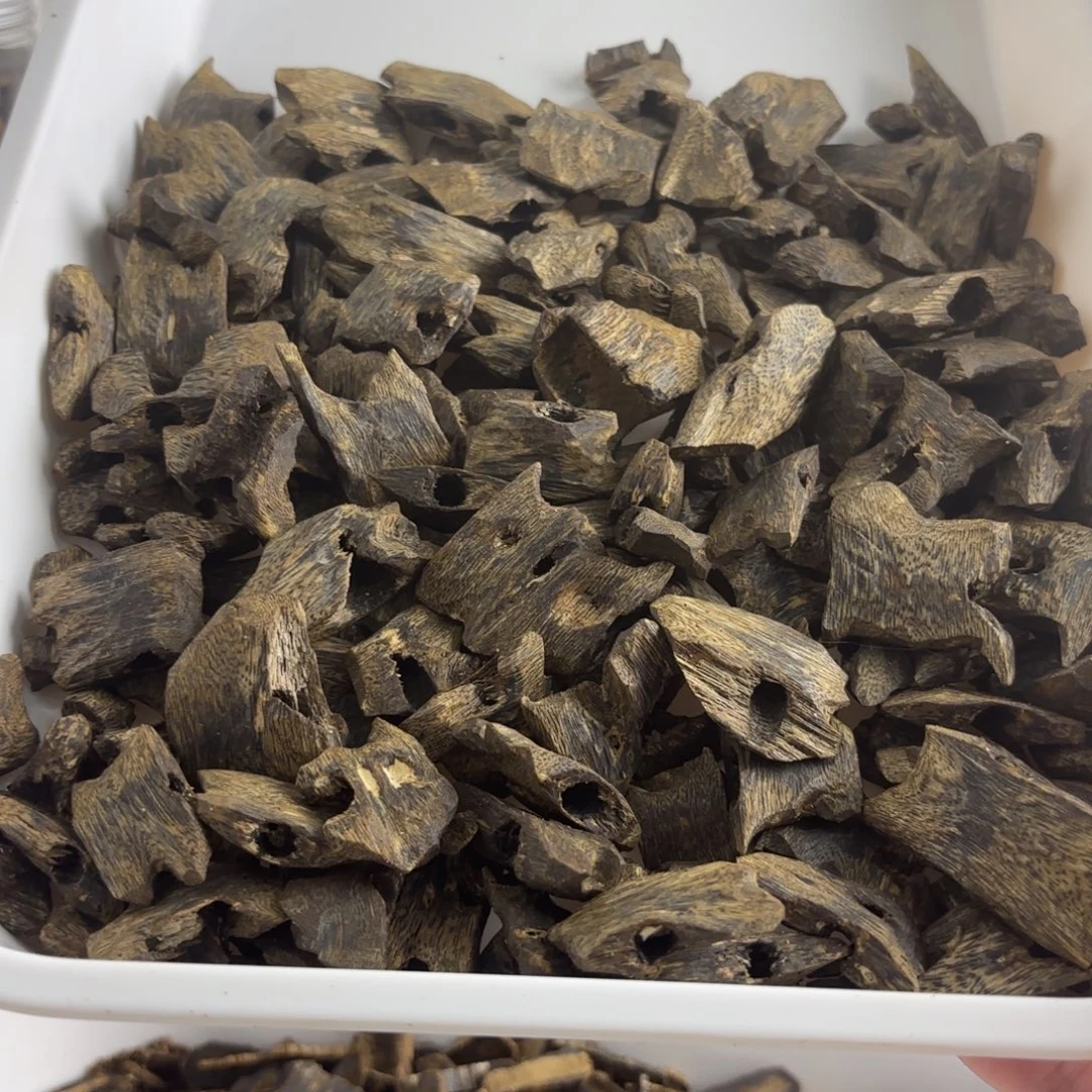 沉香沉香碎屑陆河块料21克