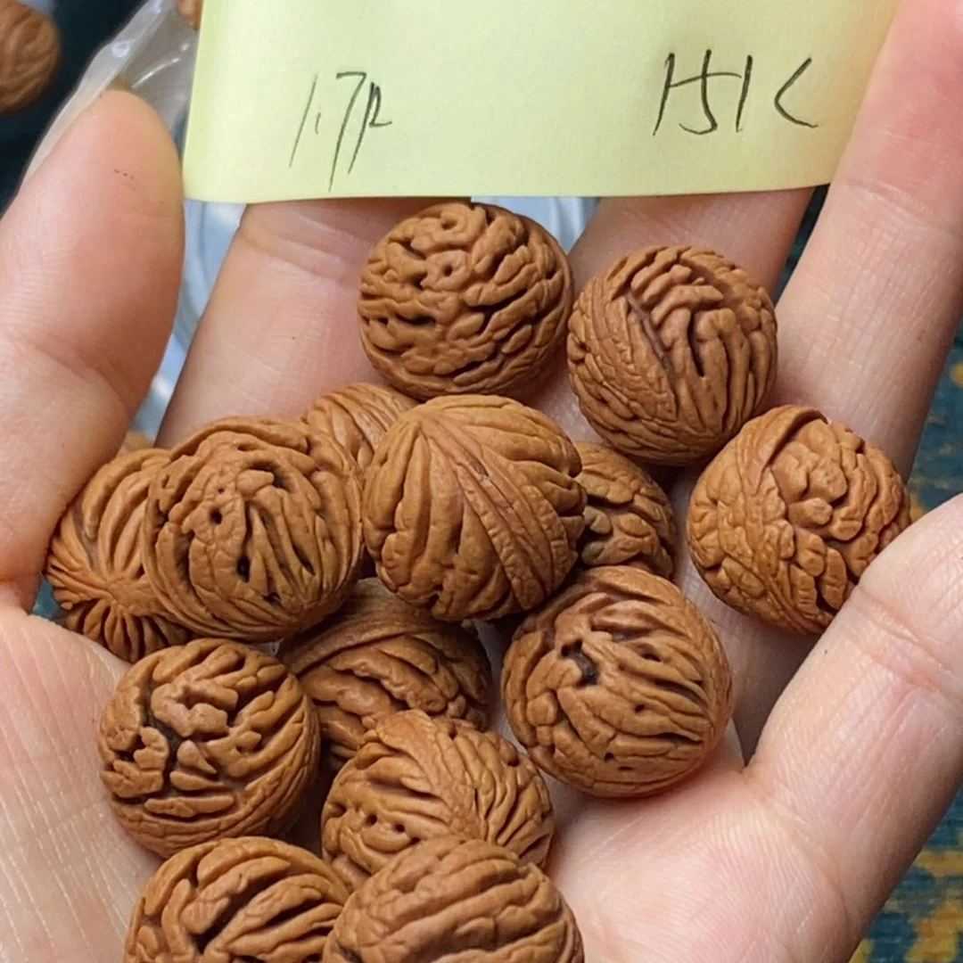 桃核吊坠秦岭龙纹桃核1