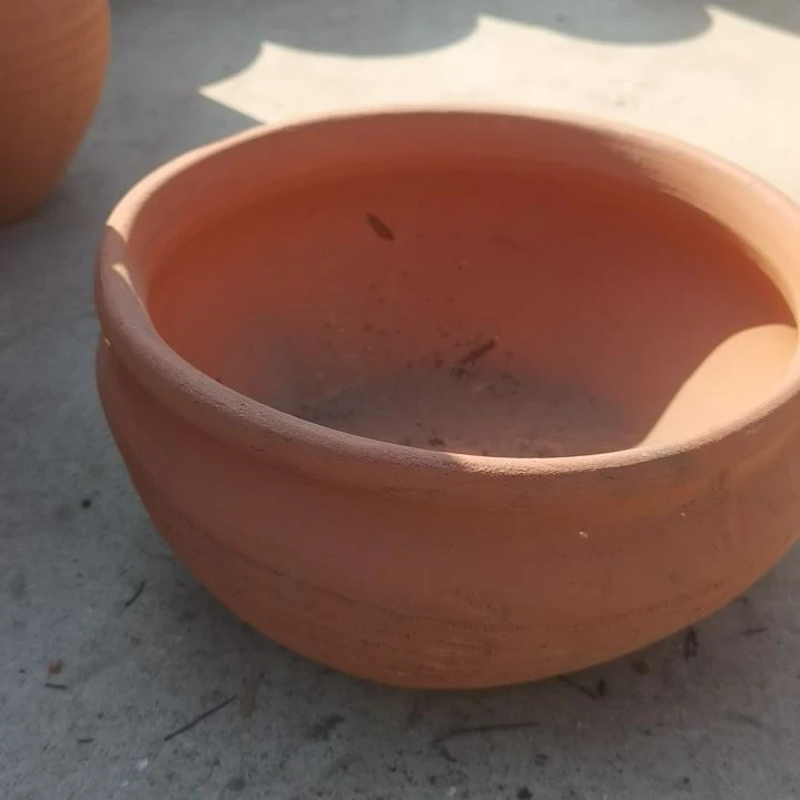 红陶口24高13瑕疵