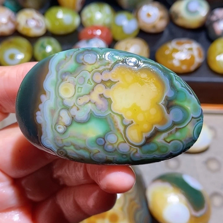 未镶嵌玛瑙/玉髓珠宝半成品127