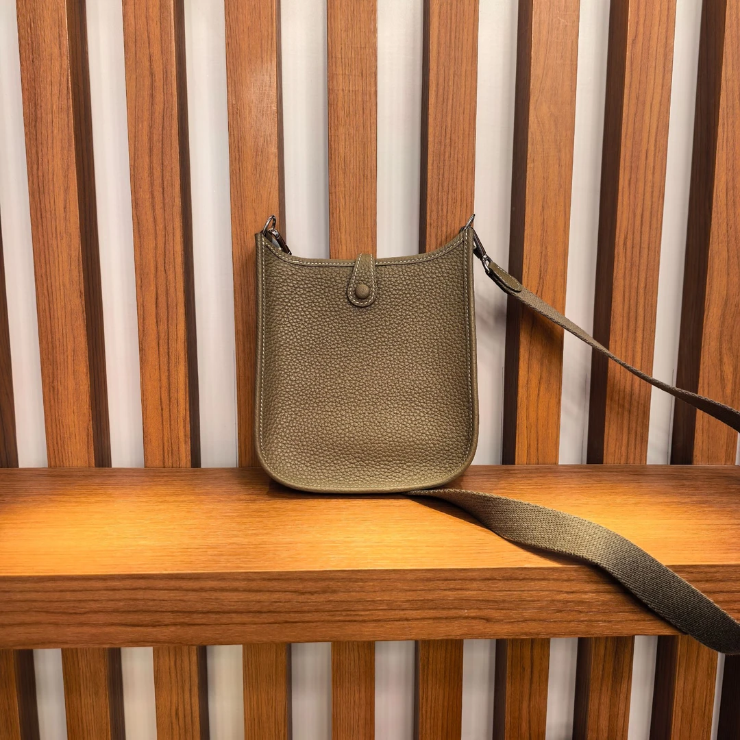 伯金哥 进口皮手工单肩包伊