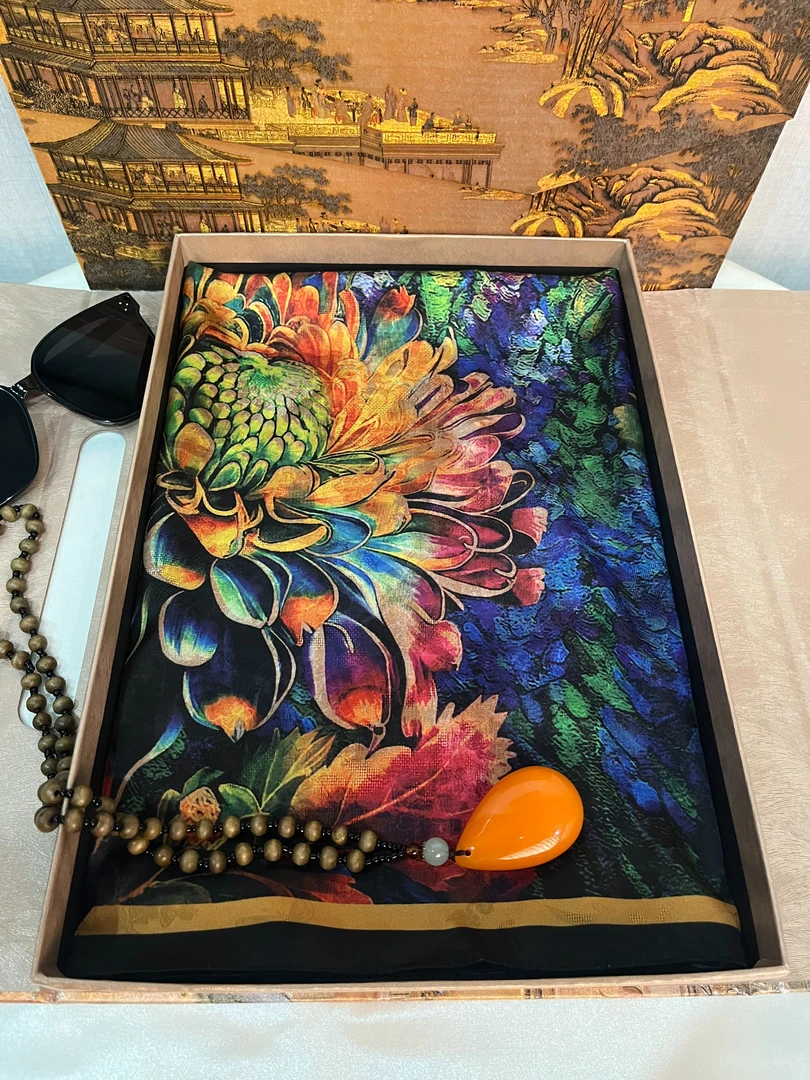 香云花萝70方巾磁吸扣【团花】Q92丝巾