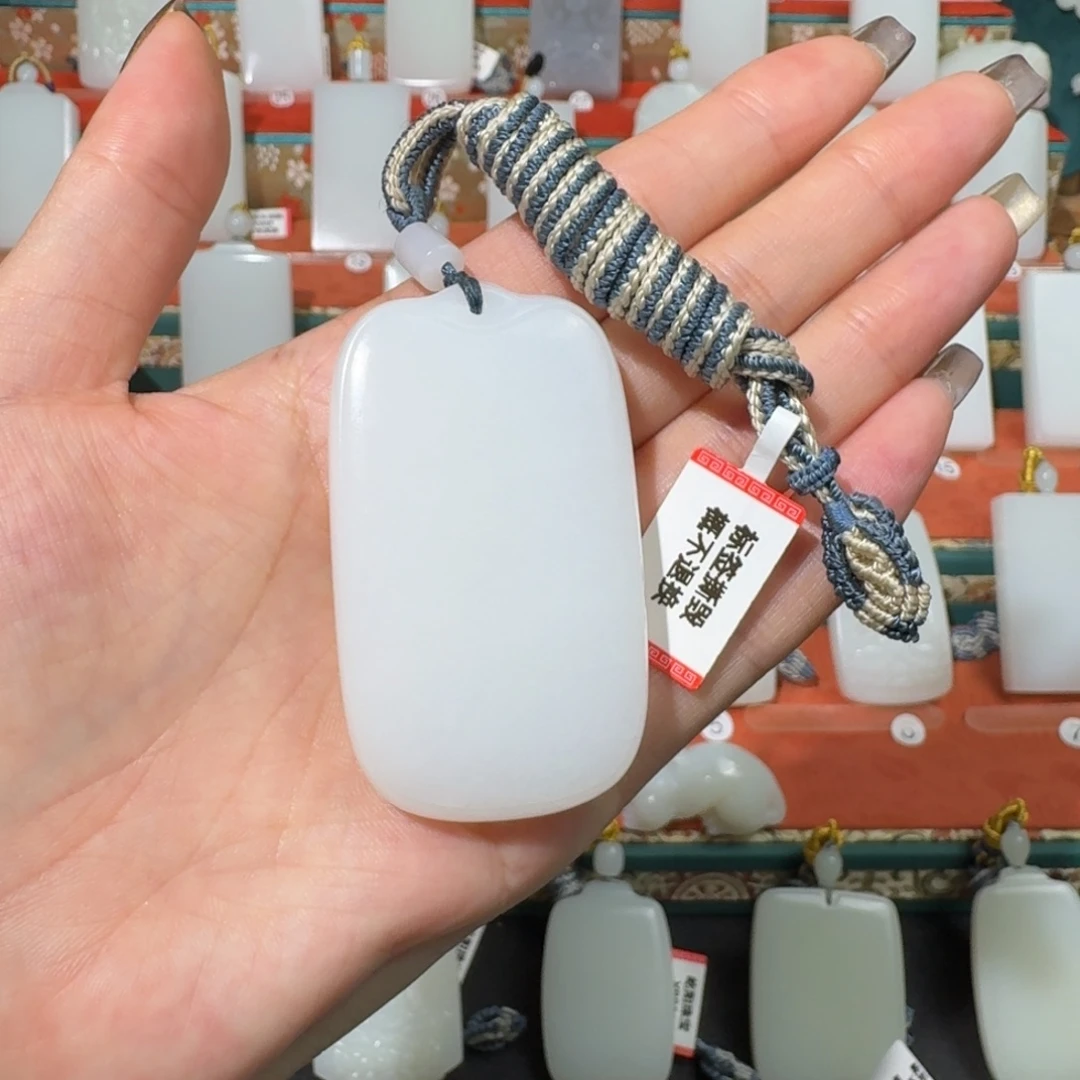 抚***仓和田玉未镶嵌颈饰11