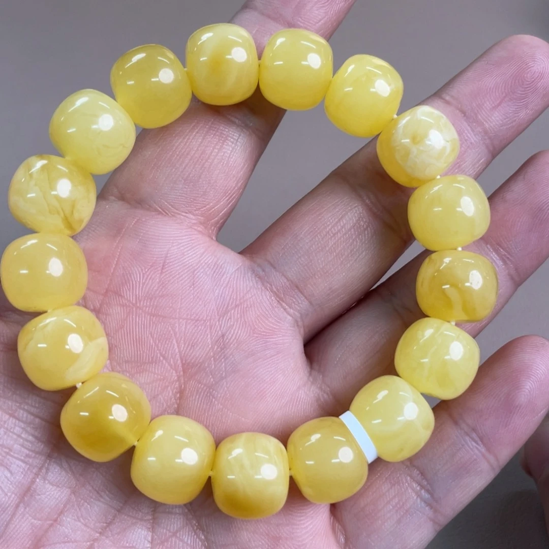 琥珀裸石未镶嵌0130000000