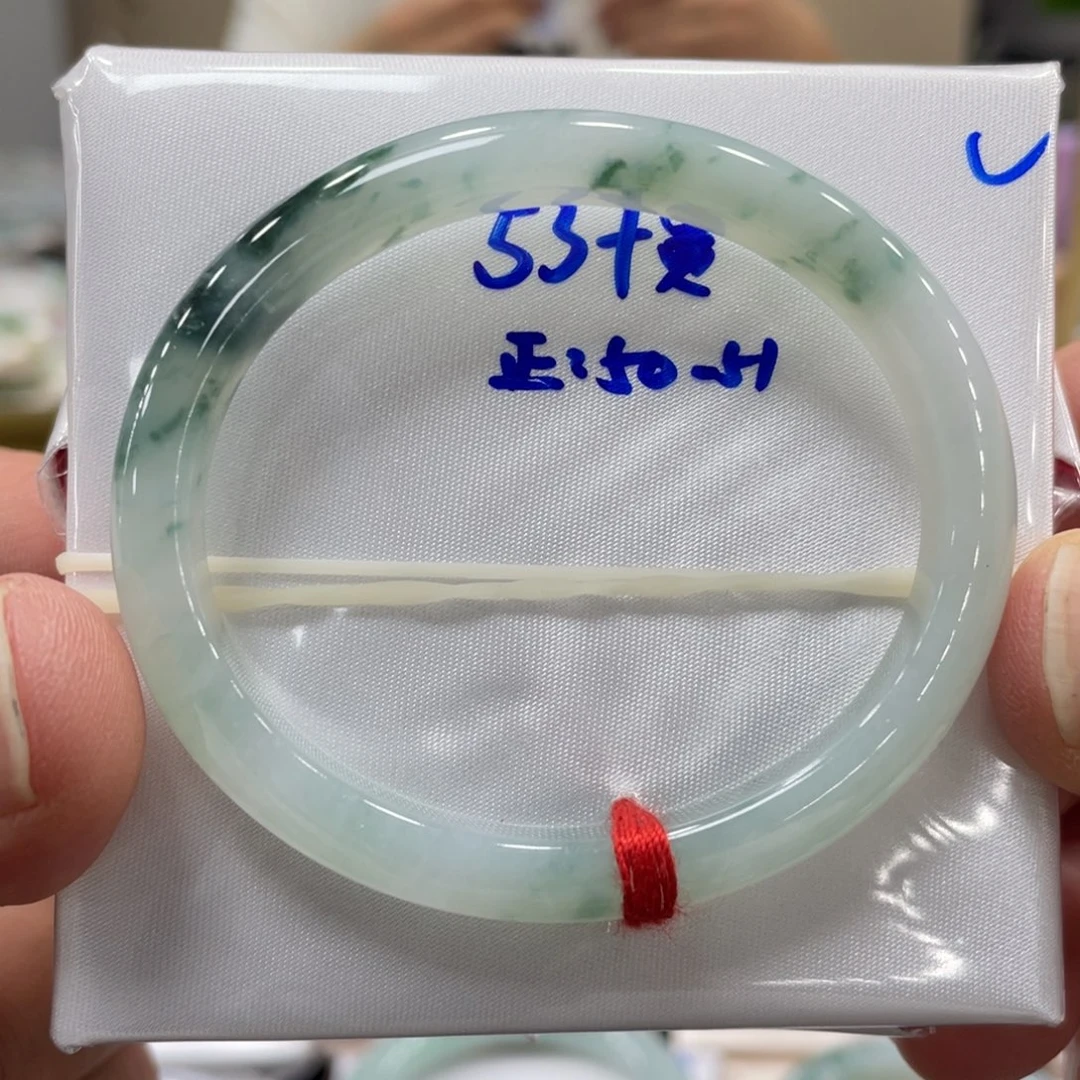 未镶嵌手镯翡翠翡翠