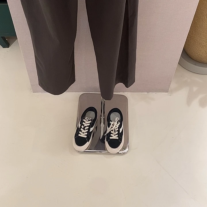脸***儿黑色板鞋200，37码