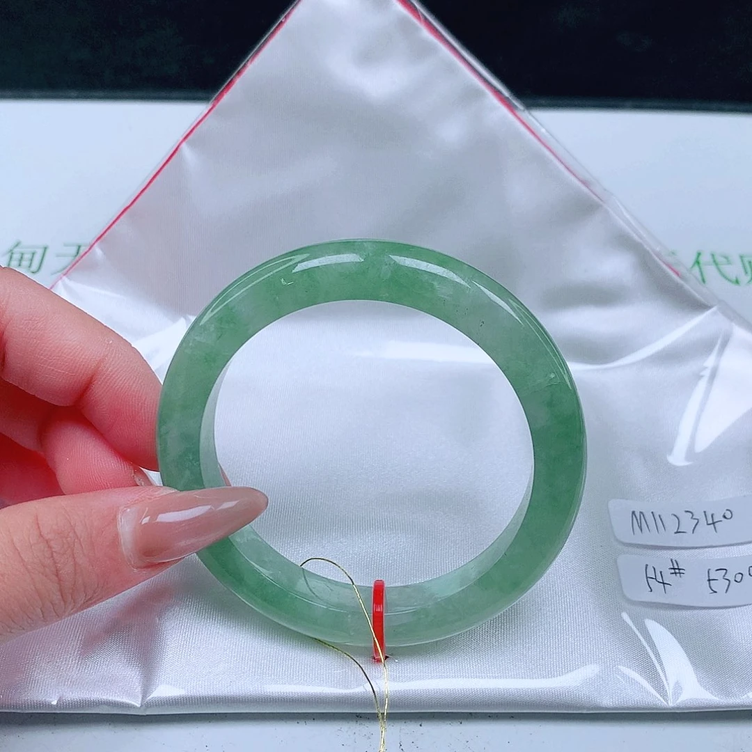 未镶嵌手镯翡翠m 112340