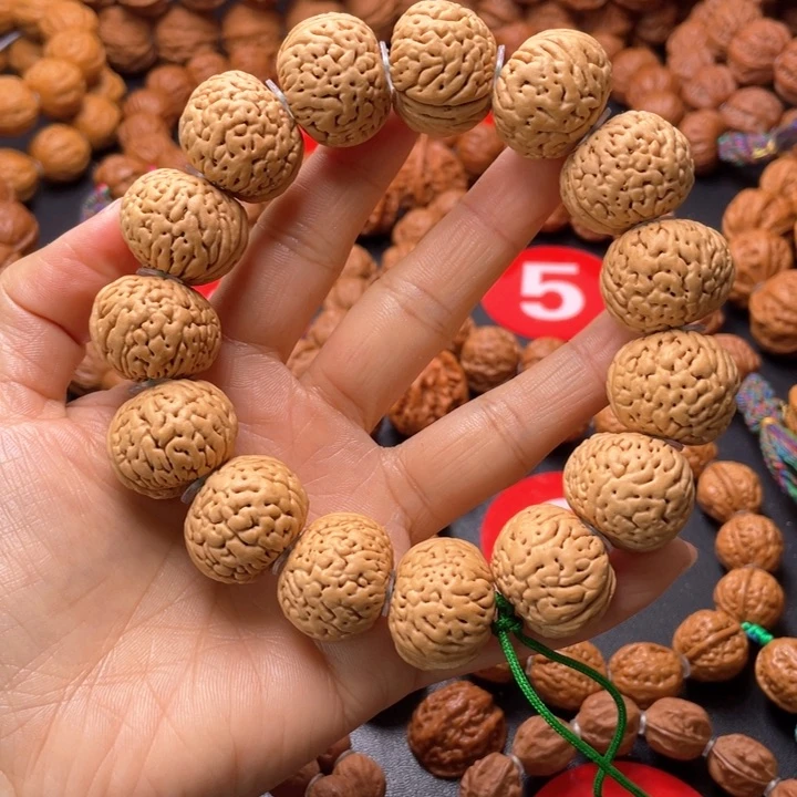 文玩核桃吊坠桃核