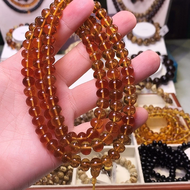 琥珀未镶嵌裸石抚顺636