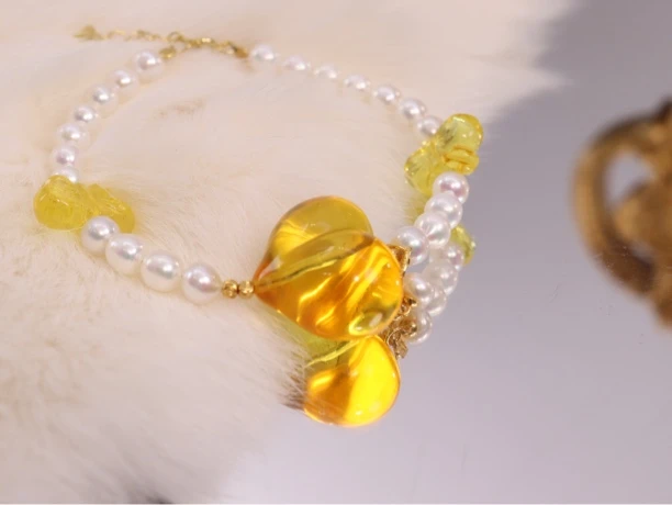 天然金珀屁桃爱心千金风轻奢春夏百搭手链款